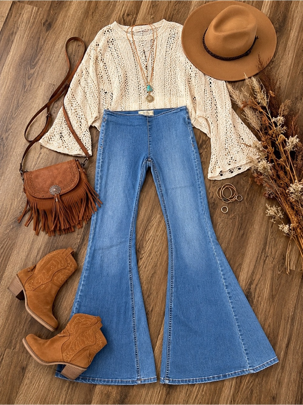 FREE PEOPLE We The Free High Rise Pull On Flare Jeans Size 25